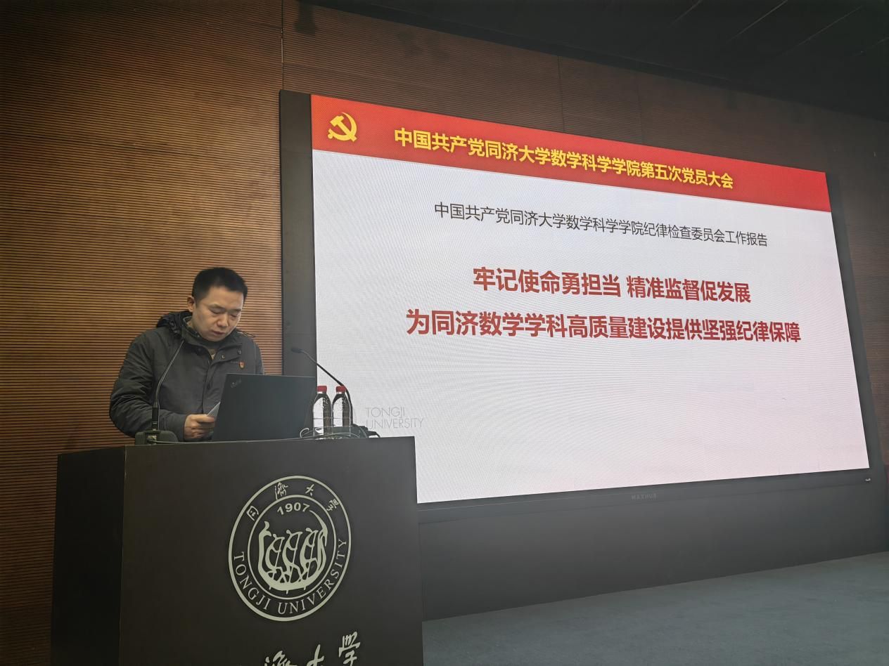 0621fc16e582cf3701e4bb497fe0b336